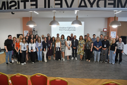 “Uzaktan Eğitimde Yeni Paradigmalar” Çalıştayı 